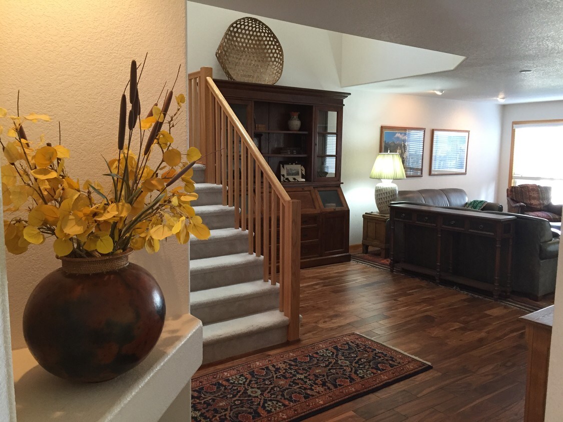 Foto principal - 5151 E Boardwalk Dr