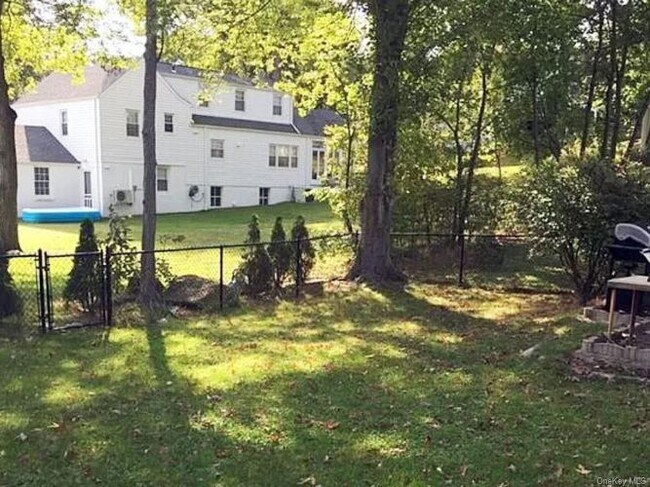 Building Photo - 63 Ridgeway