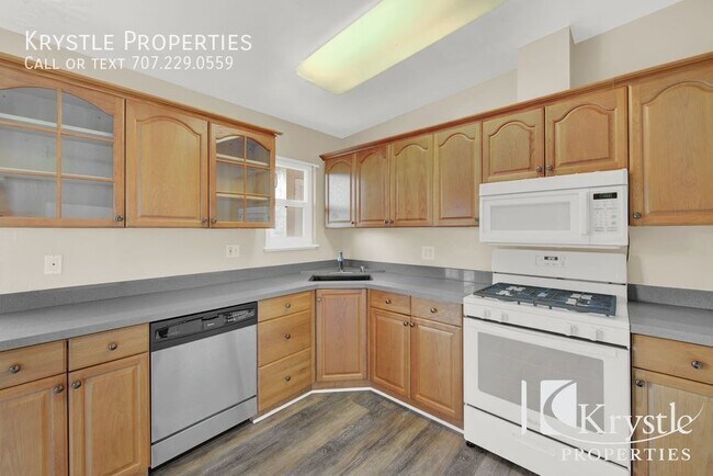 Foto del edificio - Move-in rent special (See details below) A...