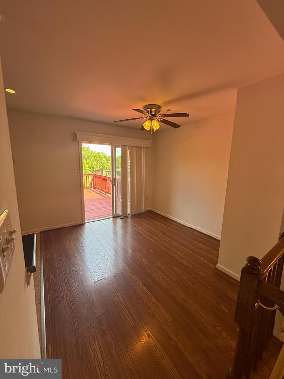 Building Photo - 1554 Beverly Ct