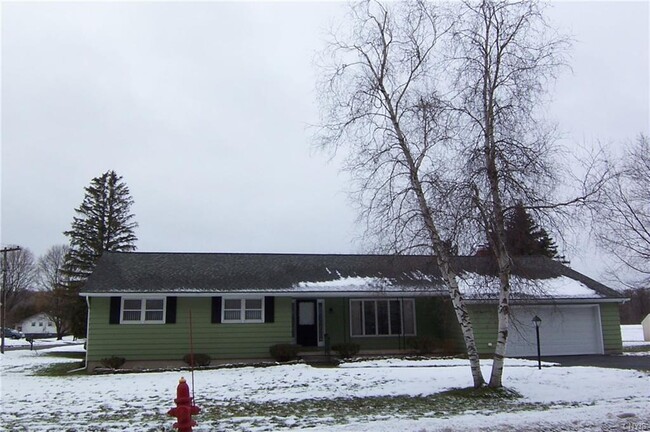 Building Photo - 801 W Hamilton Ave