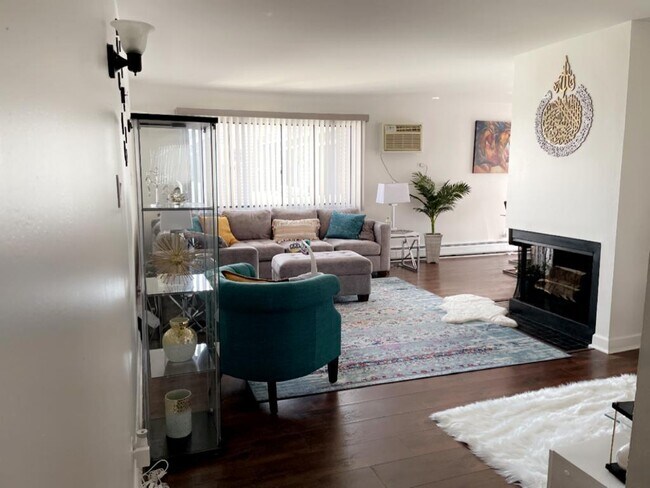 Foto del edificio - 3600 Bayside Dr