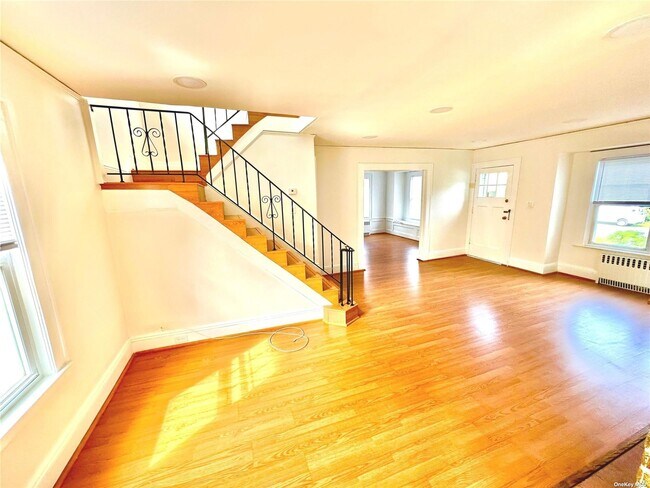 Foto del edificio - 87-06 Palo Alto St