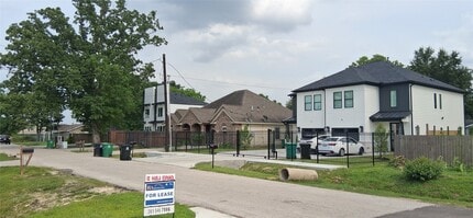 Building Photo - 790 Fair St
