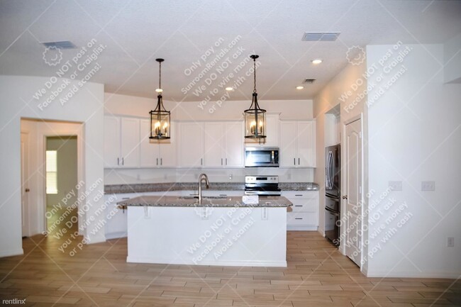 Building Photo - 4 br, 2 bath House - 1347 Pompay Dr