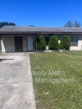 Building Photo - 1220 Linda Ln