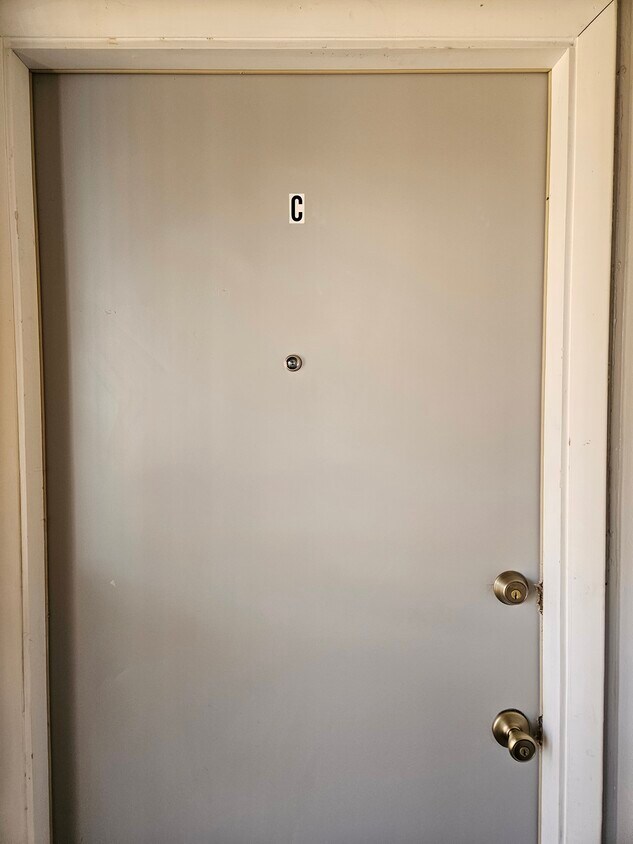 544 Chama St SE Unit C, Albuquerque, NM 87108 Apartments in