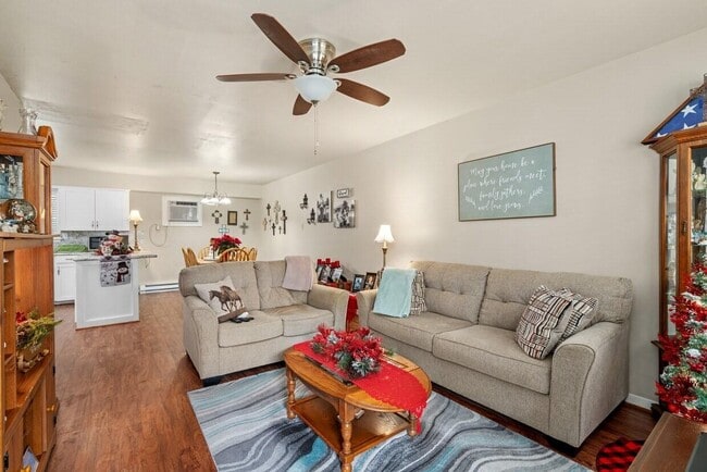 Building Photo - Colonial Oaks - Countryside Community, LLC