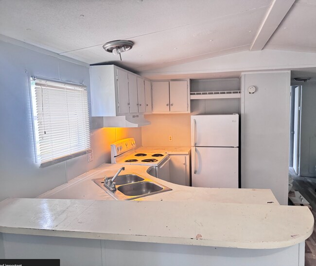 Foto del edificio - 19 Kinnett Dr