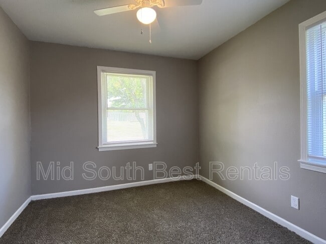 Building Photo - 599 Mohawk Ave