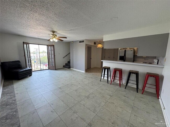 Foto del edificio - 1418 Beech Ave