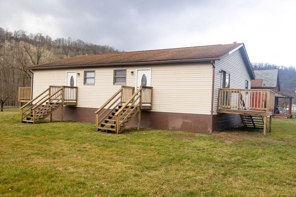 67 Wall St Unit 2, Albright, WV 26519 Apartments in Albright, WV