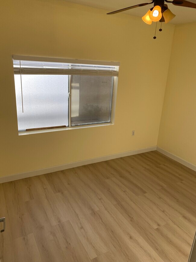 17888 Alburtis Ave Unit A101, Artesia, CA 90701 Condo for Rent in