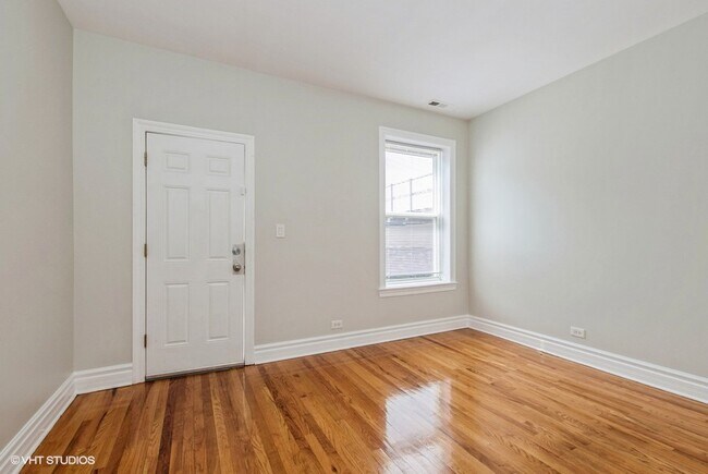 Building Photo - 6327 S Throop St