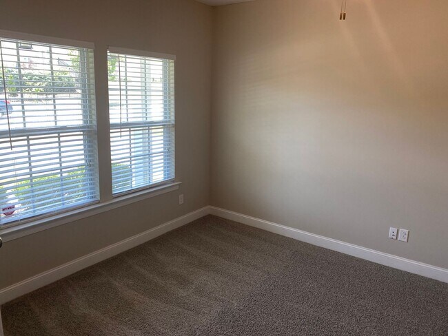 Building Photo - Spacious two story home in the desirable W...