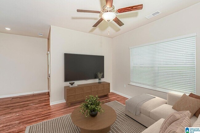 Foto del edificio - 8090 Hagood St