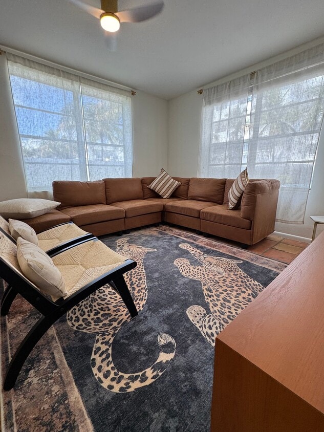 Photo - 1460 Ocean Dr (Miami Beach, FL)