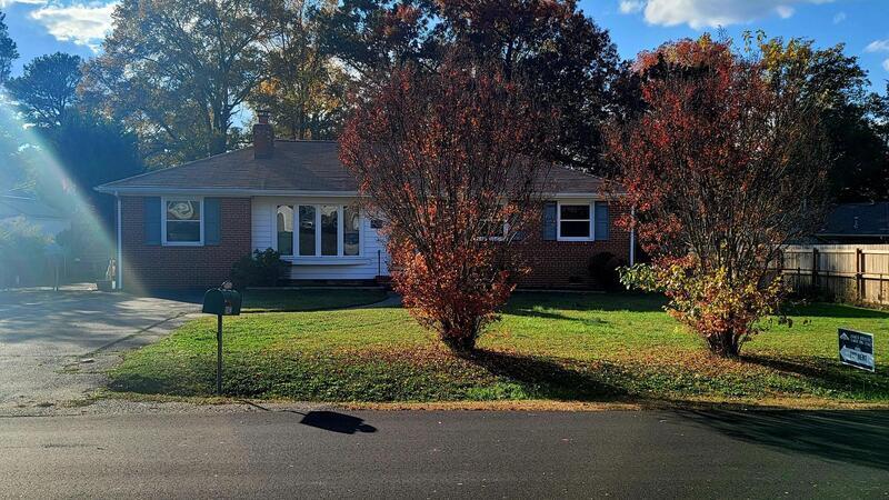 Foto principal - 3102 Dancer Rd