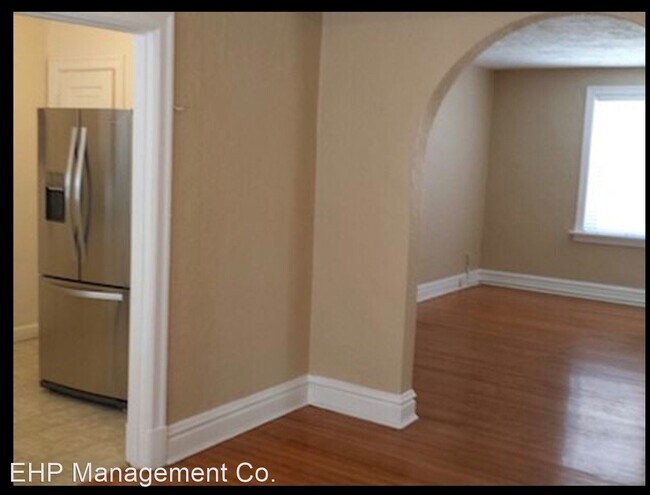 Foto del edificio - 7551 Byron Pl