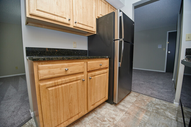 New Granite Counter Tops - St. Clair Woods Apartments