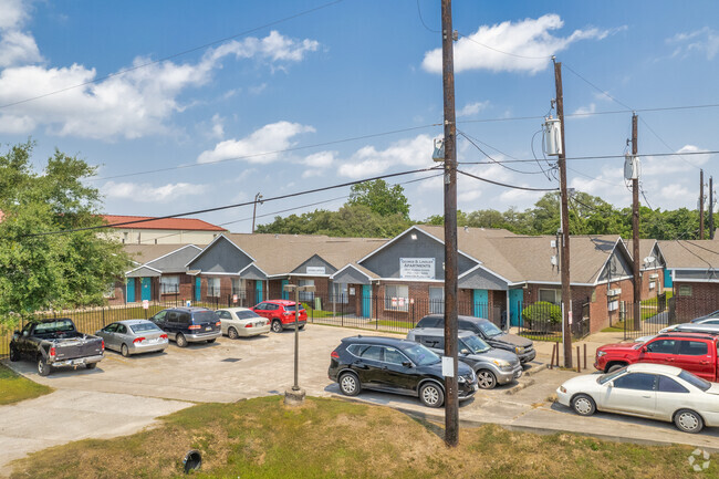 Building Photo - George B Lindler Plaza Apartments