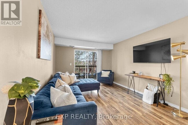 Building Photo - 117-117 Willson Rd