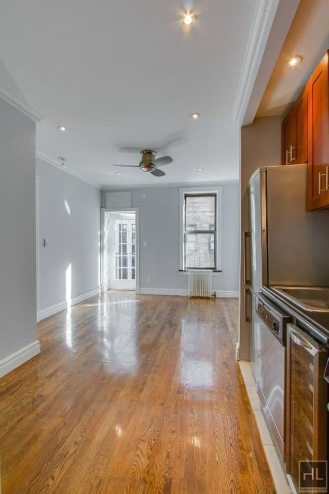 Building Photo - East 18th Street