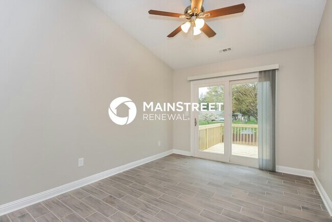 Foto del edificio - 3 Bedroom Pet-Friendly Home in Mooresville...