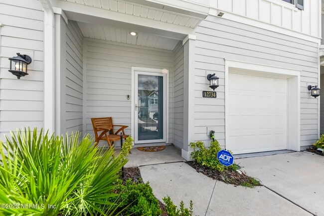 Building Photo - 12734 Josslyn Ln