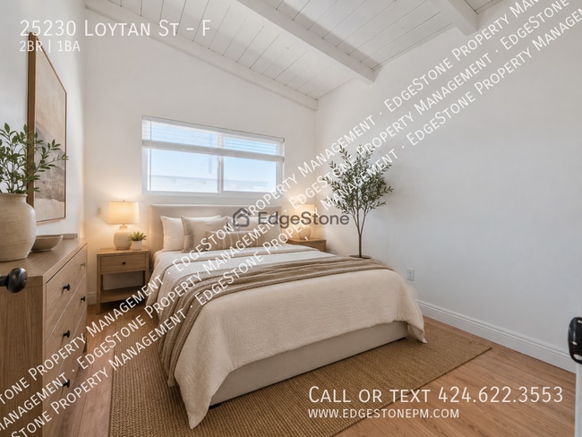 Foto del edificio - 25230 Loytan St