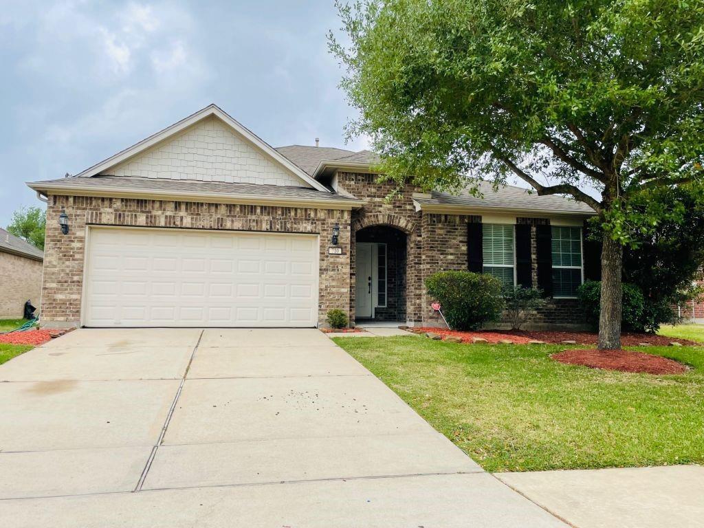 Foto principal - 710 Honeysuckle Vine Dr