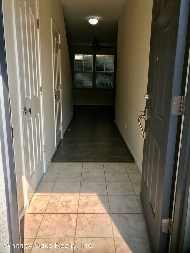 Building Photo - 3 br, 2.5 bath House - 8382 Oliva Road