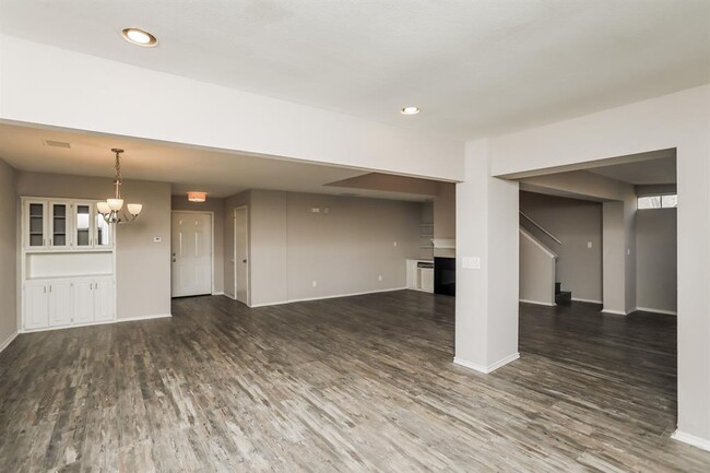 Building Photo - 1525 Timber Creek Rd