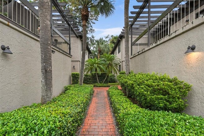 Foto del edificio - 1094 Azalea Ln