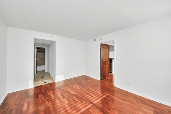 Foto del edificio - 3525 Sage Rd