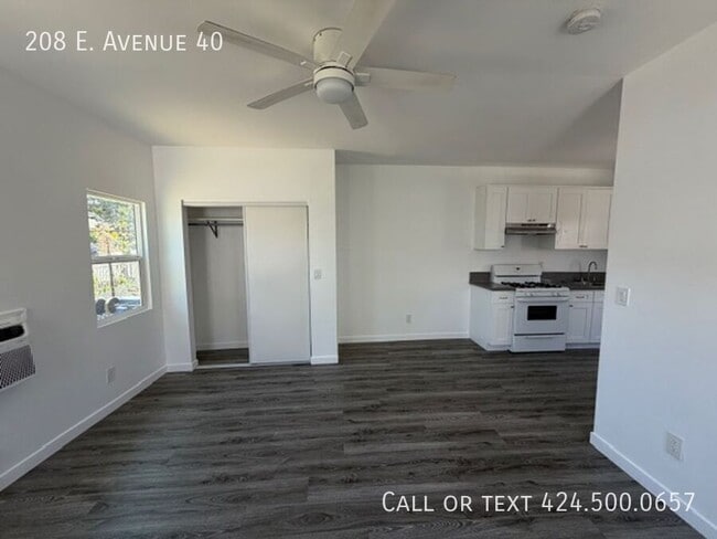 Building Photo - 208 E Avenue 40