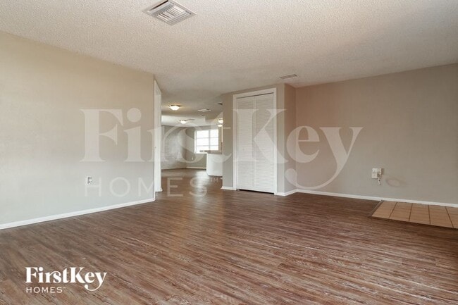 Foto del edificio - 7820 Chalafonte Dr