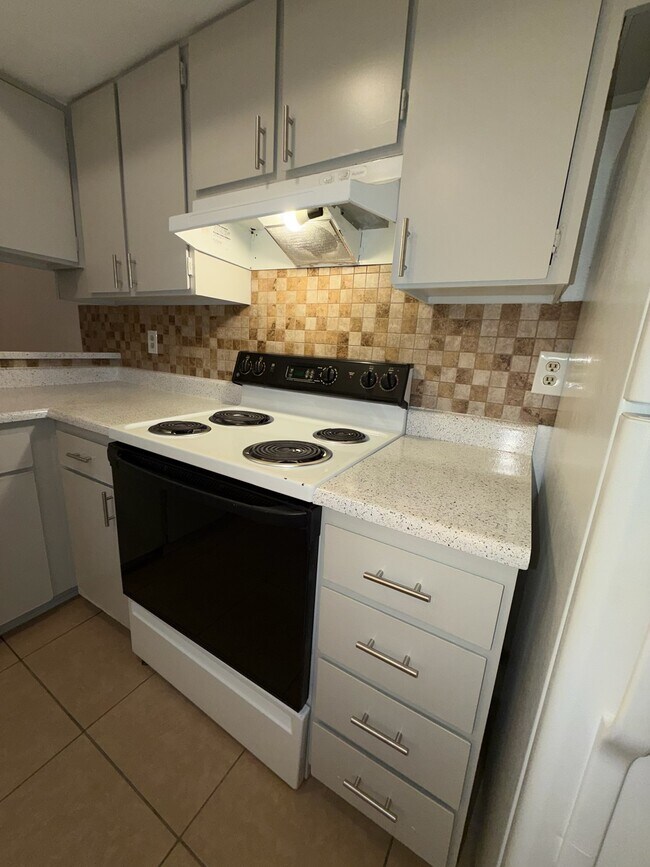 Foto del edificio - 1784 S Fairway Cir