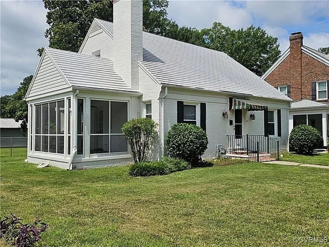 Foto principal - Charming 4BR House in Petersburg's Walnut ...