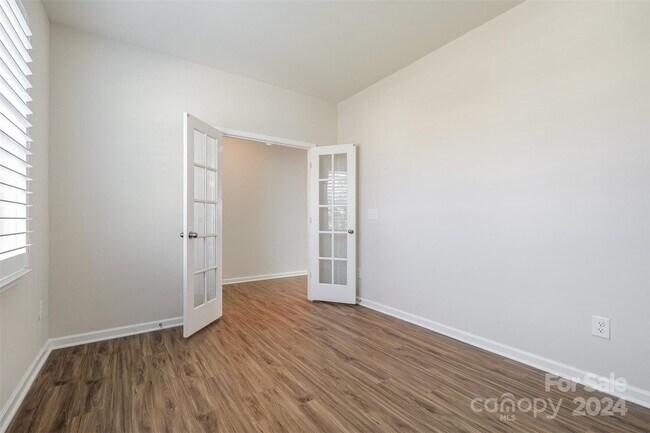 Building Photo - 15115 Moulin Court Dr