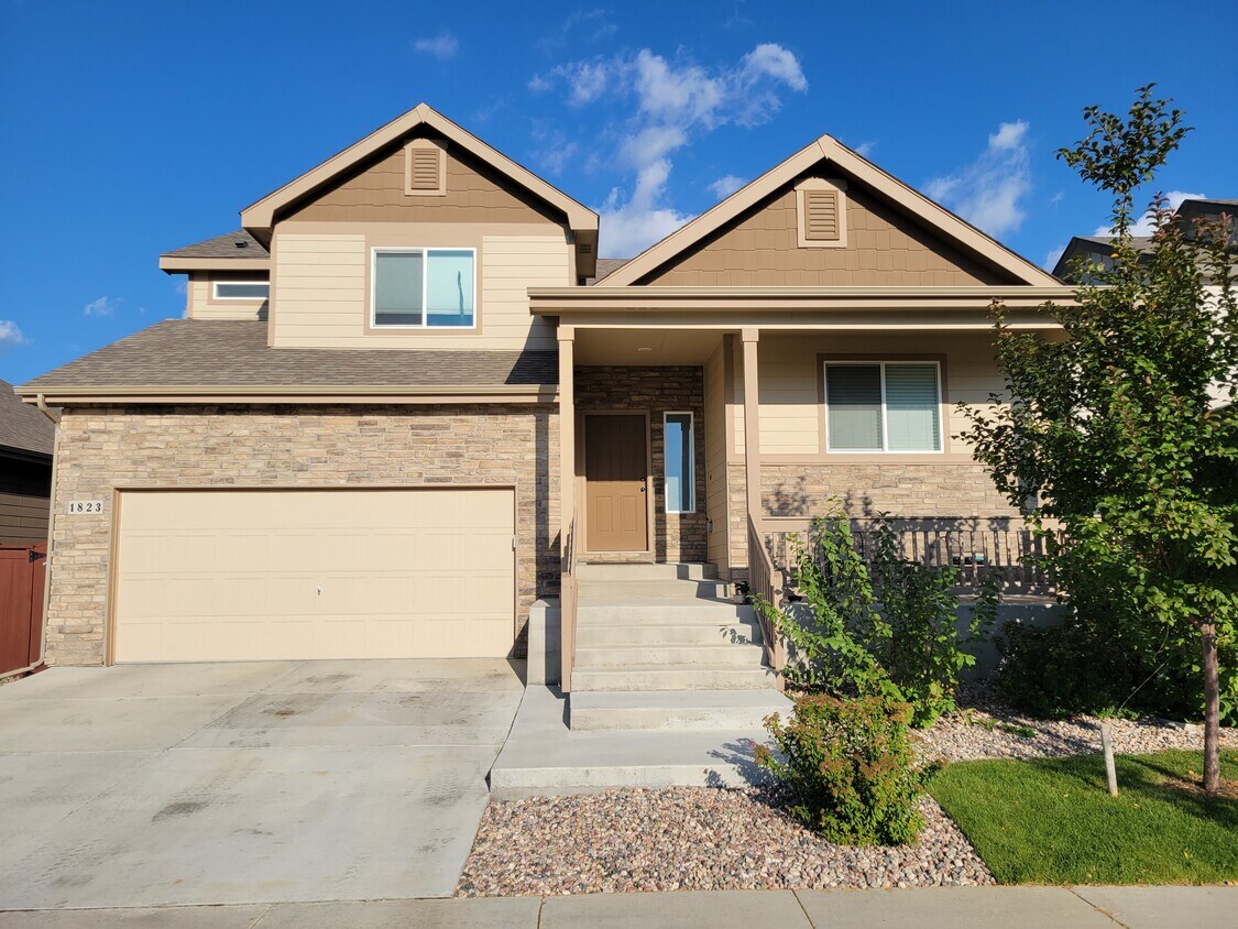 1823 Abundance Dr, Windsor, CO 80550 House Rental in Windsor, CO