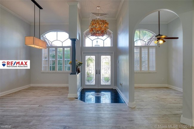 Foto del edificio - 4 br, 3 bath House - 1800 NW 140th Ter