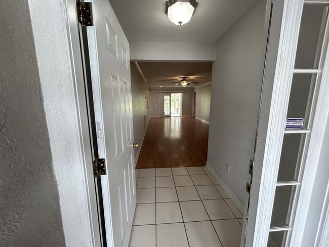 Building Photo - 12436 Dawn Vista Dr