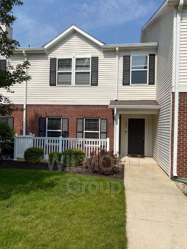 Primary Photo - 12155 Pebble St
