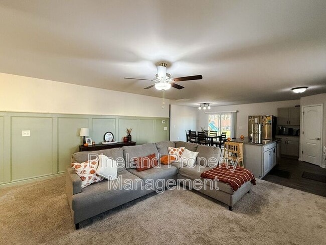 Foto del edificio - 245 Desert Orchid Cir