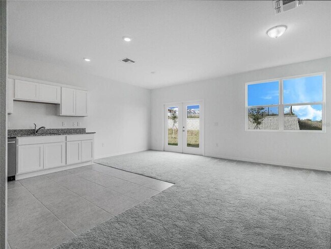 Building Photo - 130 Mandovi St