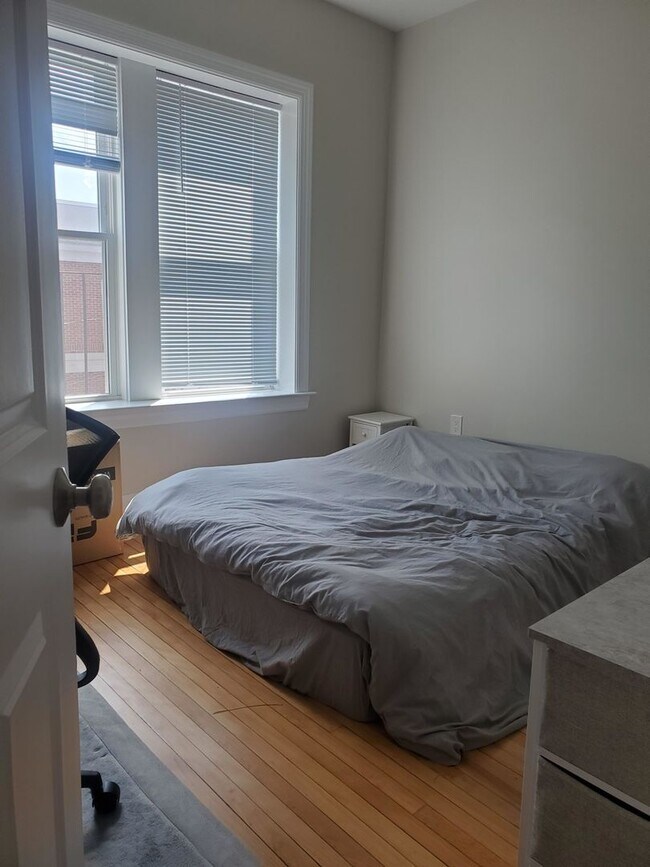 Foto del edificio - PERFECT ONE BED IN ALLSTON!!!!!!