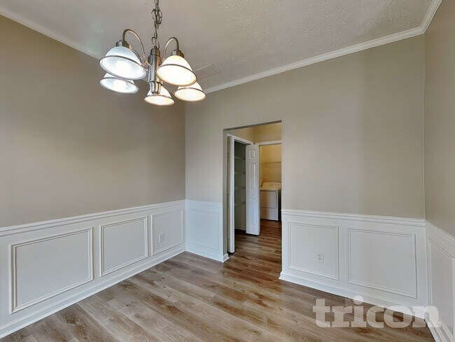 Foto del edificio - 315 Clairidge Ln SW