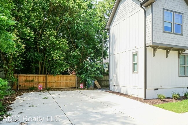 Foto del edificio - 3 br, 2.5 bath House - 910 Spuce St