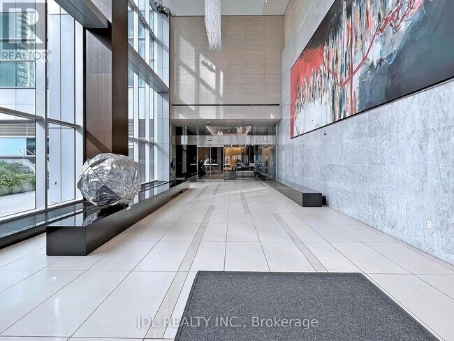 Photo du bâtiment - 386-5386 Yonge St